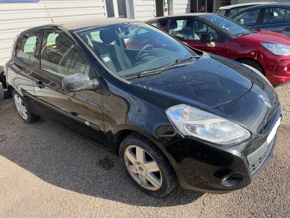 Clio III 1.2 16v 75ch Collection Aliz&eacute; 3p 2013 occasion 69800 Saint-Priest
