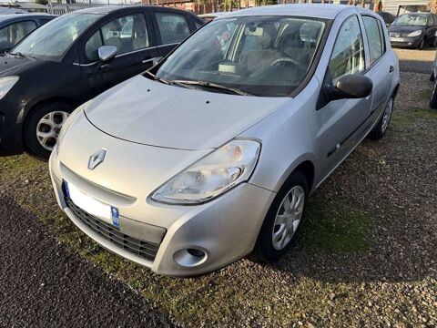 Renault Clio III 1.2 16v 75 Collection Aliz&eacute; 5p 2013 occasion Saint-Priest 69800