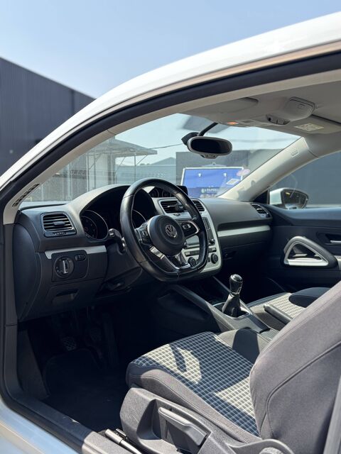 Scirocco 1.4 TSI 125 BlueMotion R Line 2015 occasion 49124 Saint-Barth&eacute;lemy-d'Anjou