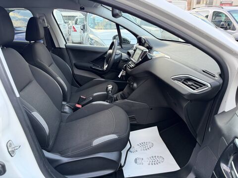 208 PEUGEOT 1.2 Puretech 82 CH STYLE KIT DISTRIBUTION NEUF 2016 occasion 38130 &Eacute;chirolles