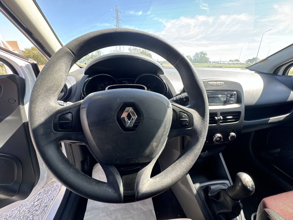 Clio IV 1.5 DCI 75 Energy Zen Soci&eacute;t&eacute;/ 2 Places 2014 occasion 84100 Orange