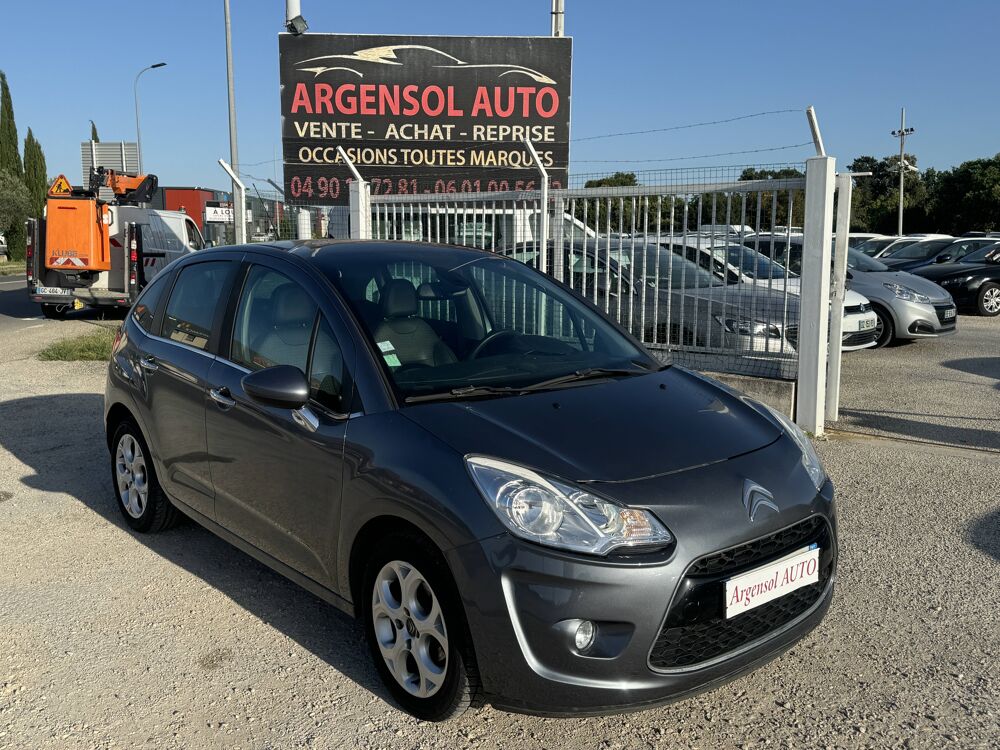 C3 II 1.4 VTI 95 Exclusive/ BOITE AUTO 2011 occasion 84100 Orange