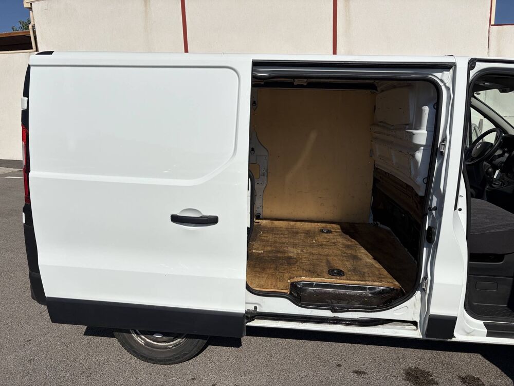 Trafic FGN L1H1 DCI 90 CONFORT 2015 occasion 13220 Ch&acirc;teauneuf-les-Martigues