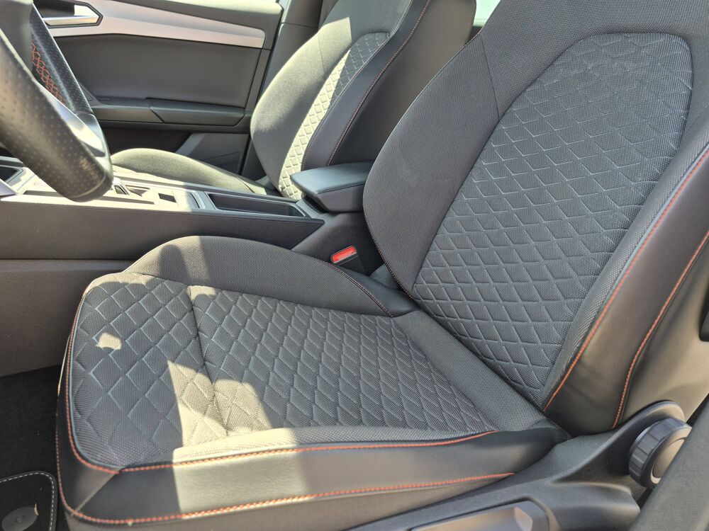 Leon SPORTSTOURER 2.0 TDI 150 DSG7 FR 2024 occasion 71880 Ch&acirc;tenoy-le-Royal