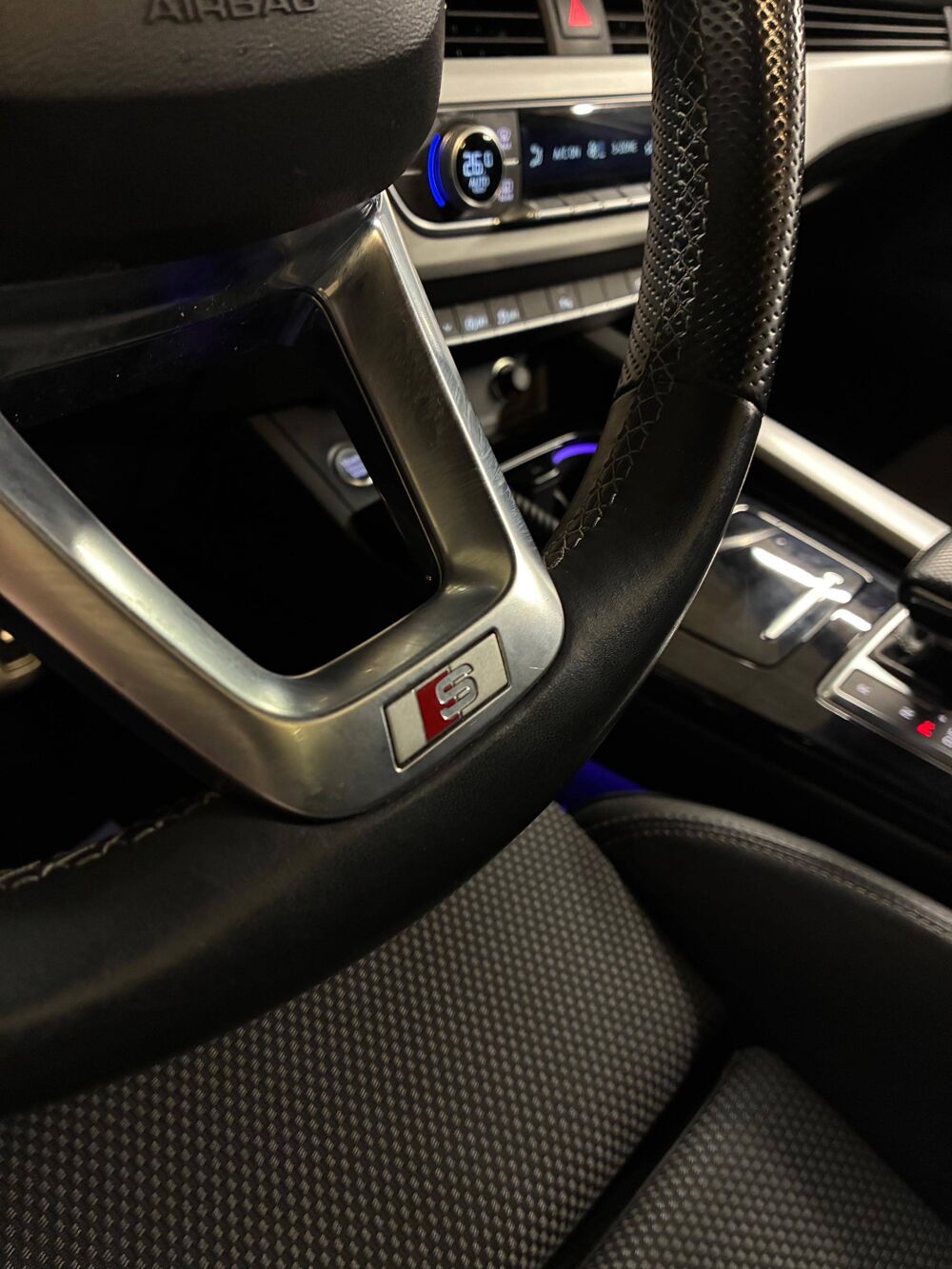 A4 V (B9) 40 TFSI 204ch S line S tronic 7 2021 occasion 75010 Paris