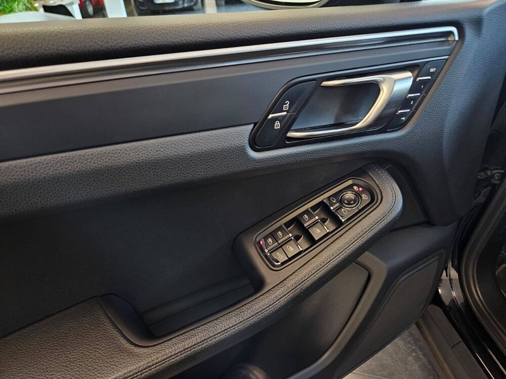 Macan 2.0 245ch PDK 2019 occasion 06250 Mougins