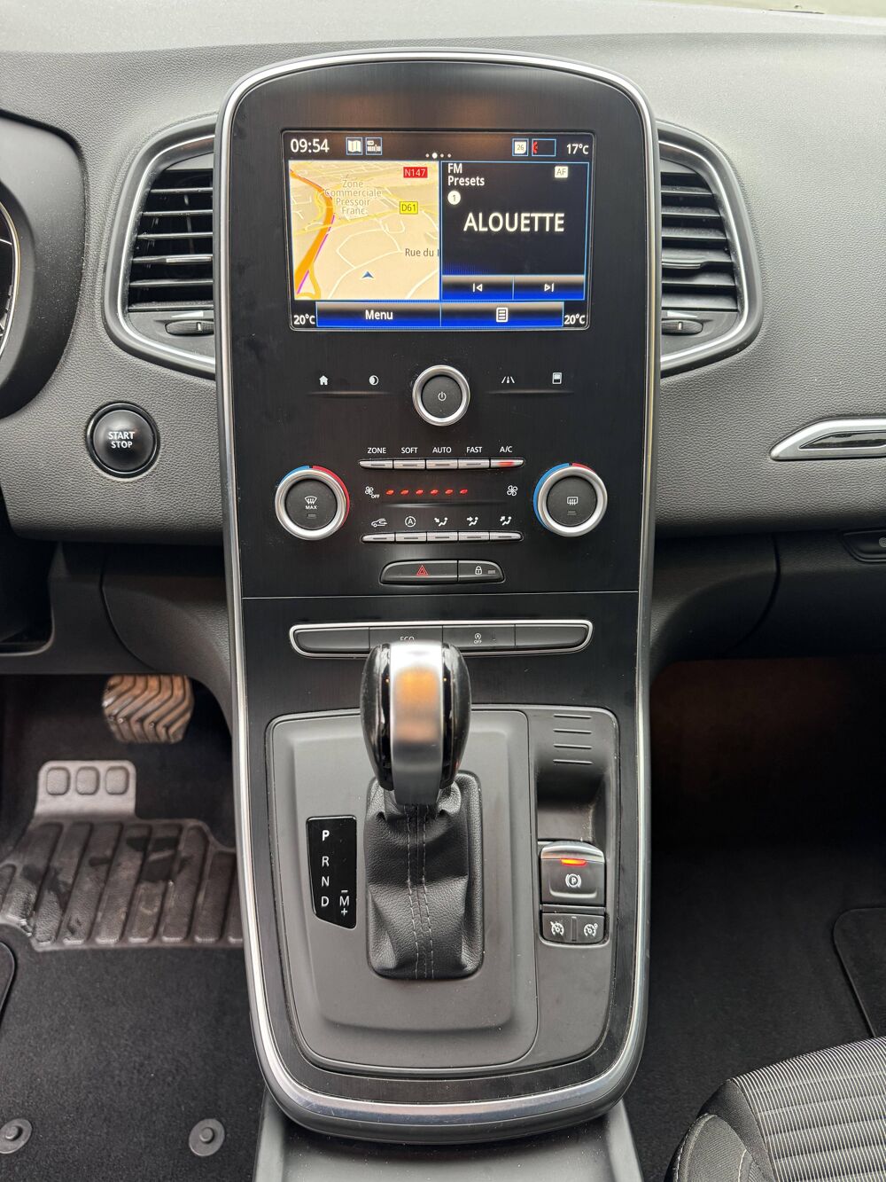 Sc&eacute;nic 1.5 dCi 110ch energy Business EDC 2018 occasion 49124 Saint-Barth&eacute;lemy-d'Anjou