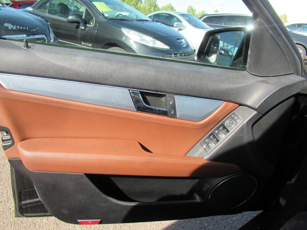 Classe C C250 CDI 204cv Pack AMG 2010 occasion 10410 Saint-Parres-aux-Tertres