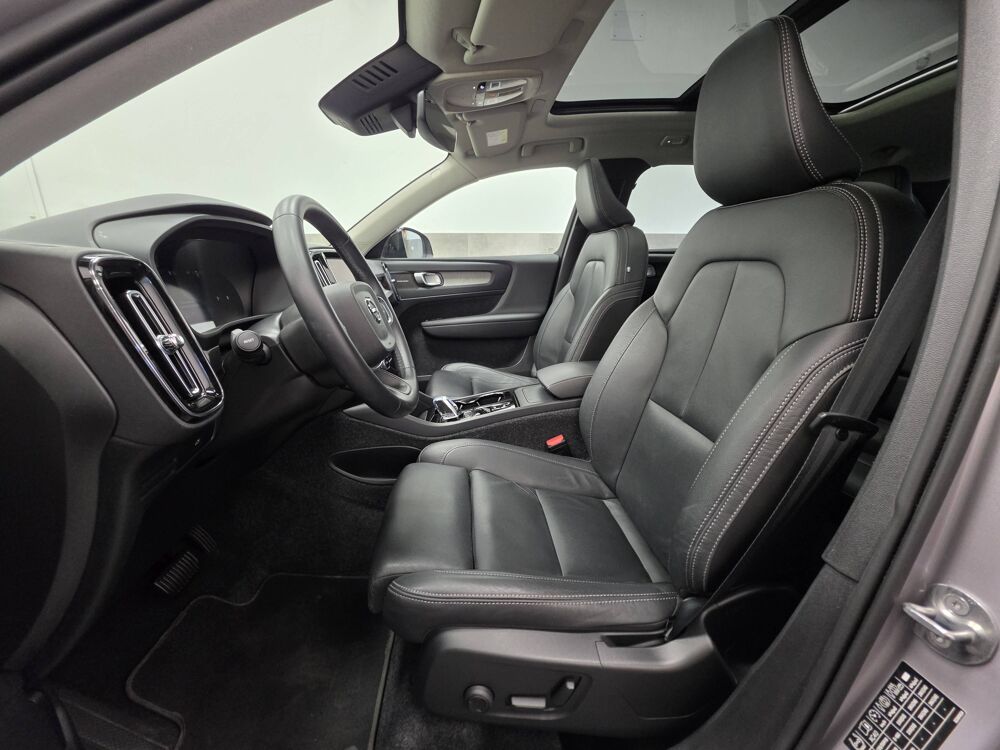 XC40 B3 163ch Lounge Edition DCT 7 2025 occasion 57980 Diebling