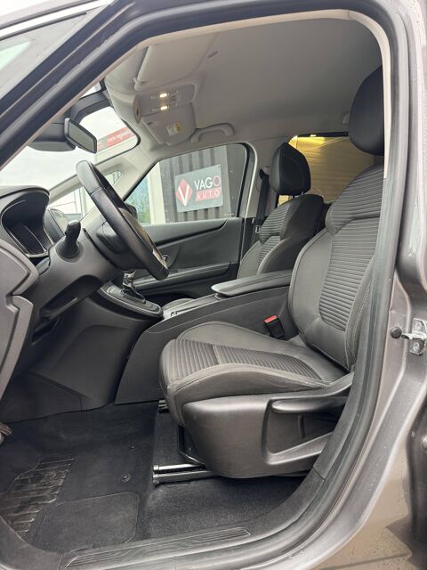 Sc&eacute;nic 1.5 dCi 110ch energy Business EDC 2018 occasion 49124 Saint-Barth&eacute;lemy-d'Anjou