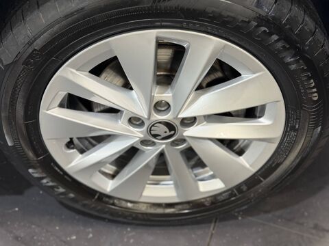 Scala SKODA SCALA 1.0 TSI BVA SELECTION 2025 occasion 77240 Vert-Saint-Denis