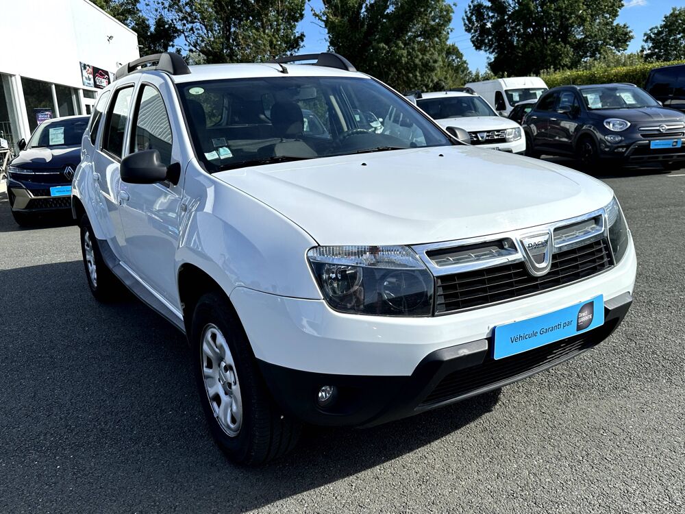 Duster 1.5 dCi 110 FAP Laur&eacute;ate 4x2 2013 occasion 17430 Tonnay-Charente