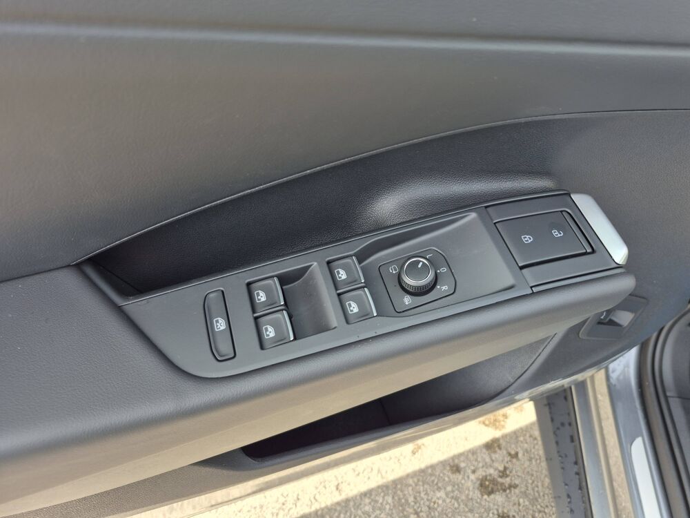 T-ROC R-Line 1.5 eTSI 150 CH DSG 7 2026 occasion 71880 Ch&acirc;tenoy-le-Royal