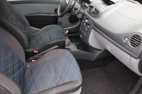Clio III (B/C85) 1.2 16v 75ch Confort Pack Clim Dynamique 3p 2006 occasion 68190 Ensisheim