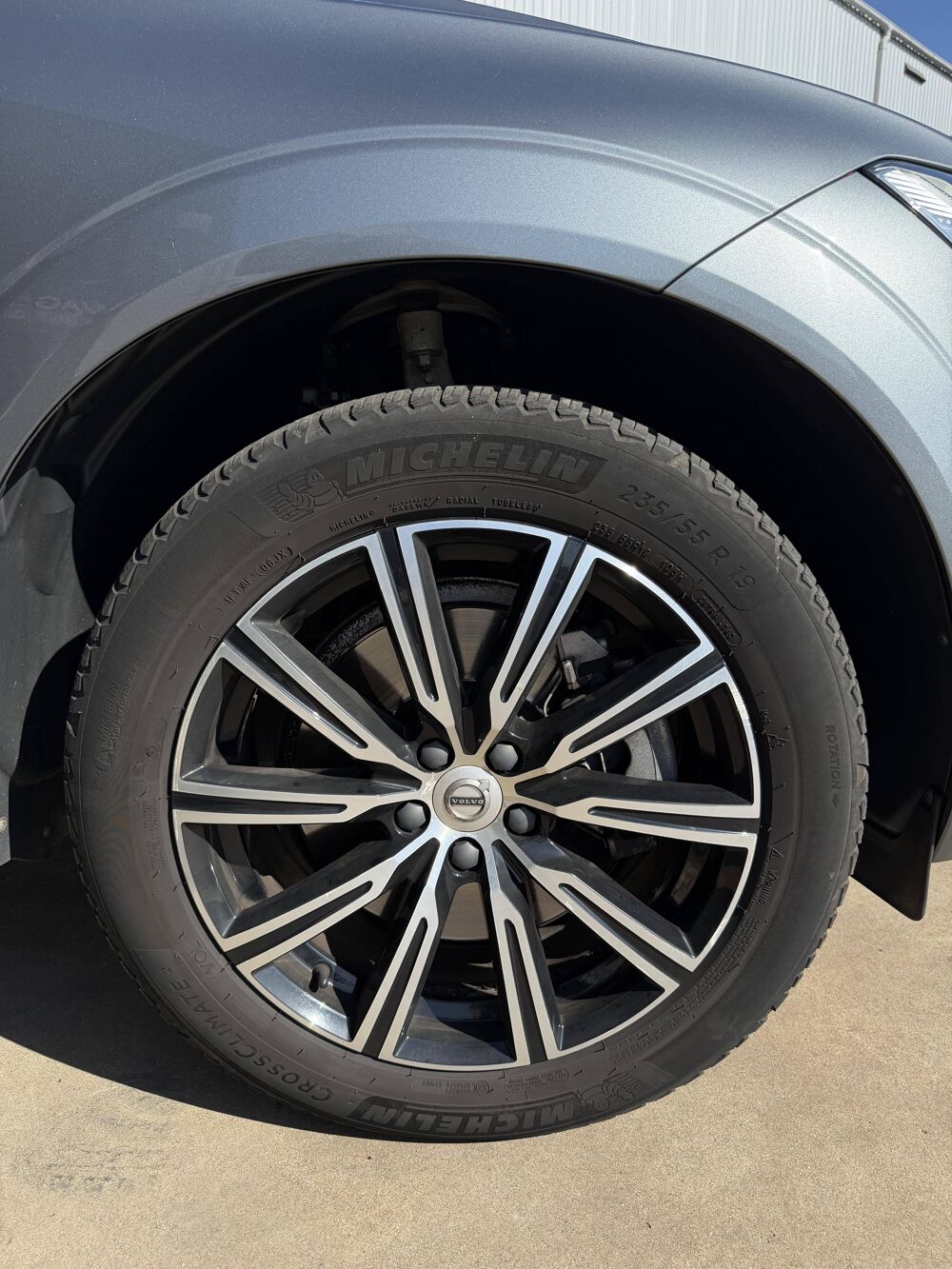 XC60 II D4 AWD 190 Inscription Luxe 2018 occasion 49124 Saint-Barth&eacute;lemy-d'Anjou