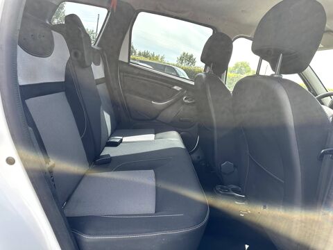 Duster 1.2 TCe 125 Euro6 Laur&eacute;ate 4X2 2016 occasion 17430 Tonnay-Charente