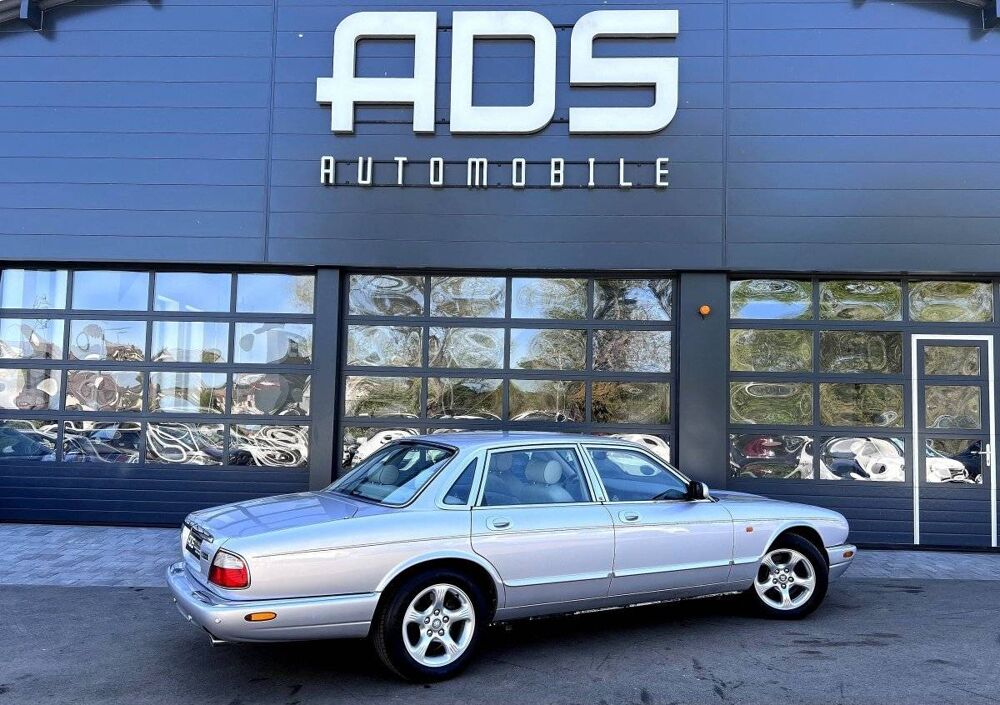 XJ V8 SOVEREIGN A 2001 occasion 57980 Diebling