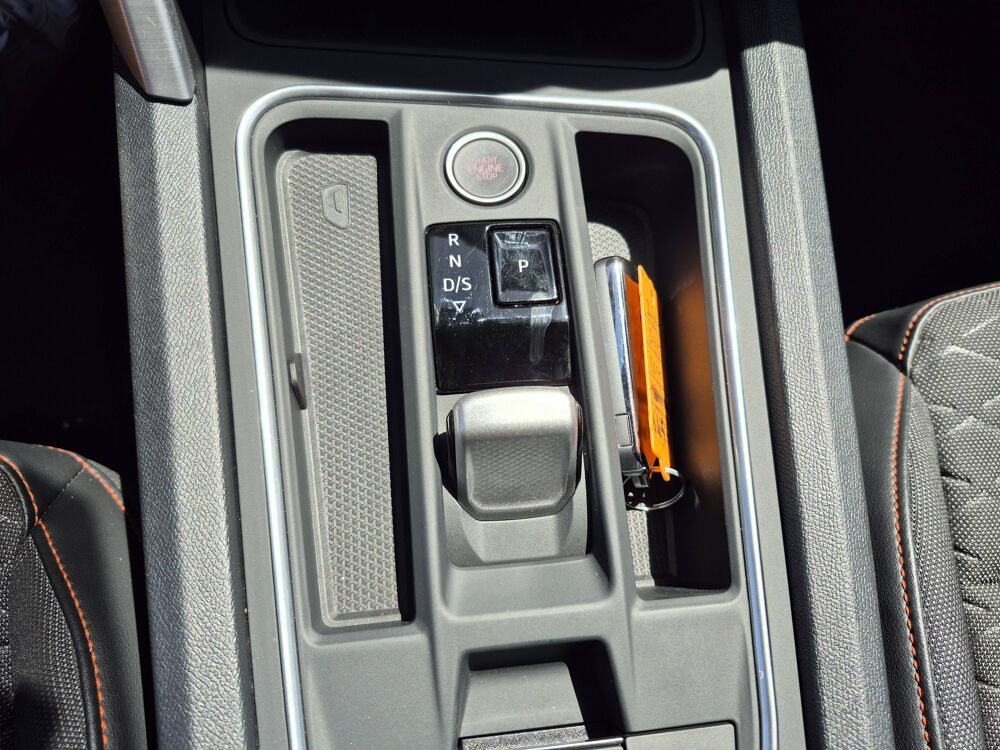 Leon SPORTSTOURER 2.0 TDI 150 DSG7 FR 2024 occasion 71880 Ch&acirc;tenoy-le-Royal