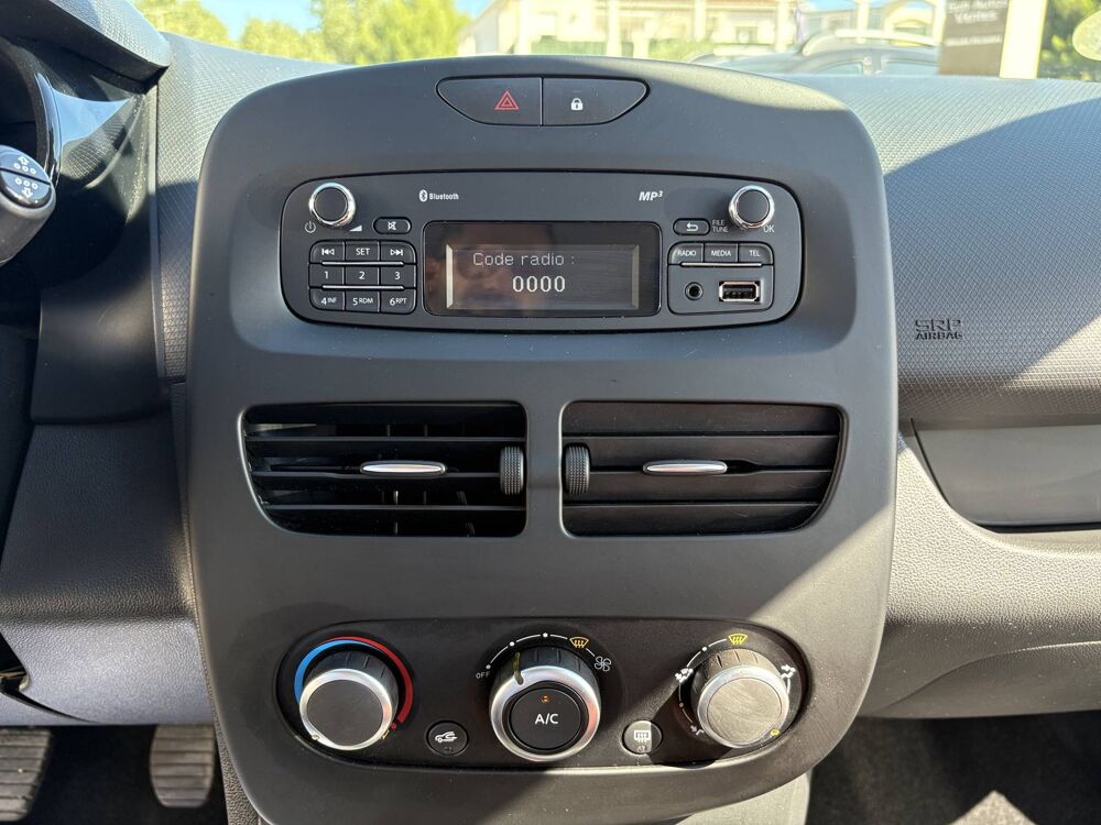 Clio IV SOCIETE DCI 90 ENERGY ECO2 AIR 2016 occasion 13220 Ch&acirc;teauneuf-les-Martigues