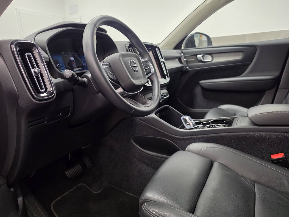 XC40 B3 163ch Lounge Edition DCT 7 2025 occasion 57980 Diebling
