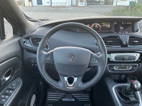 Sc&eacute;nic III TCe 130cv Energy Bose Edition 2016 occasion 21600 Longvic