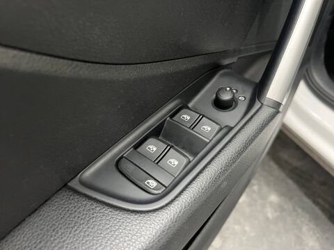 Q2 30 TDI 1,6 TDI 116CH S TRONIC 7 2019 occasion 92500 Rueil-Malmaison
