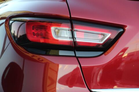 Clio CLIO IV 0.9 TCe 90 CH INTENS/SEMI CUIR/CAMERA 2018 occasion 68190 Ensisheim