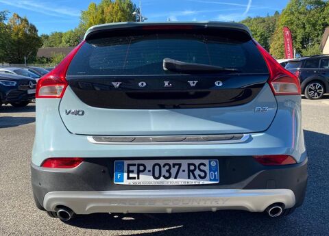 V40 D3 150ch Pro Geartronic 2017 occasion 74330 &Eacute;pagny Metz-Tessy