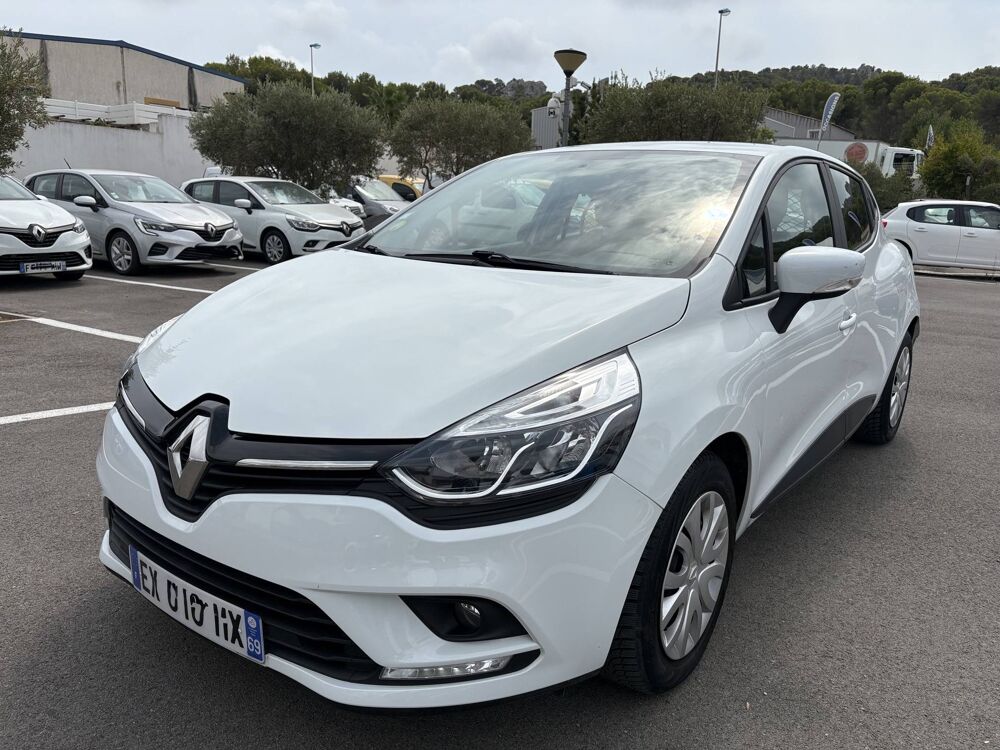 Clio SOCIETE DCI 90 ENERGY ECO2 82G AIR MEDIANAV 2018 occasion 13220 Ch&acirc;teauneuf-les-Martigues