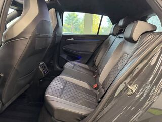 Golf 1.5 eTSI OPF 150ch R-Line DSG7 2023 occasion 06250 Mougins