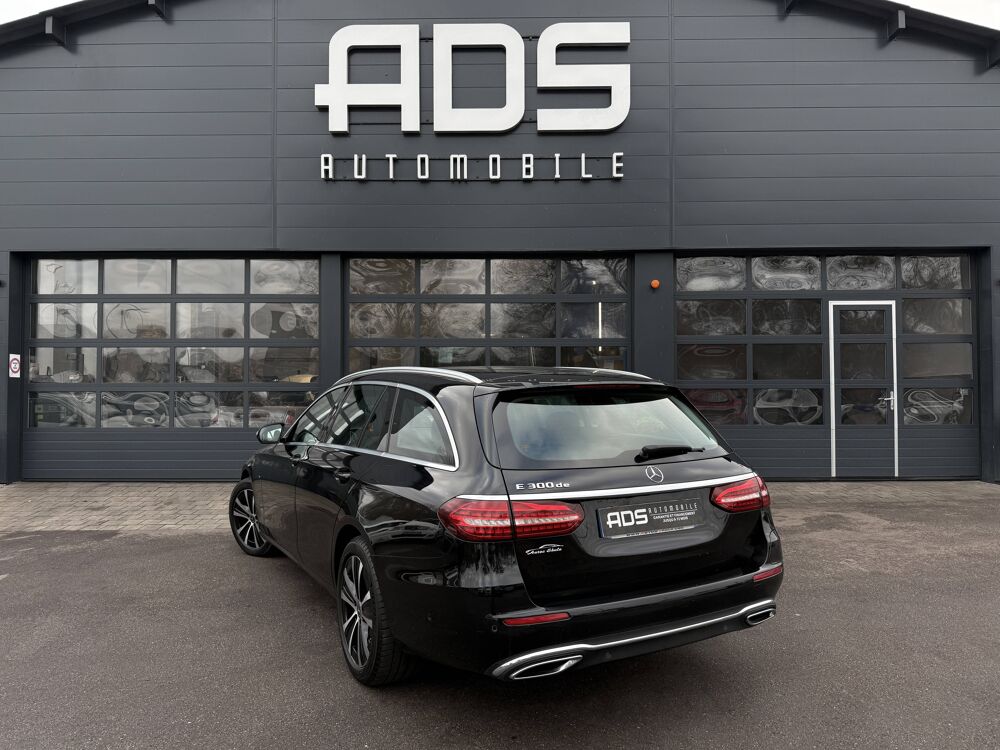 Classe E V (S213) 300 de 194+122ch Avantgarde Line 9G-Tronic / &Agrave; PART 2021 occasion 57980 Diebling