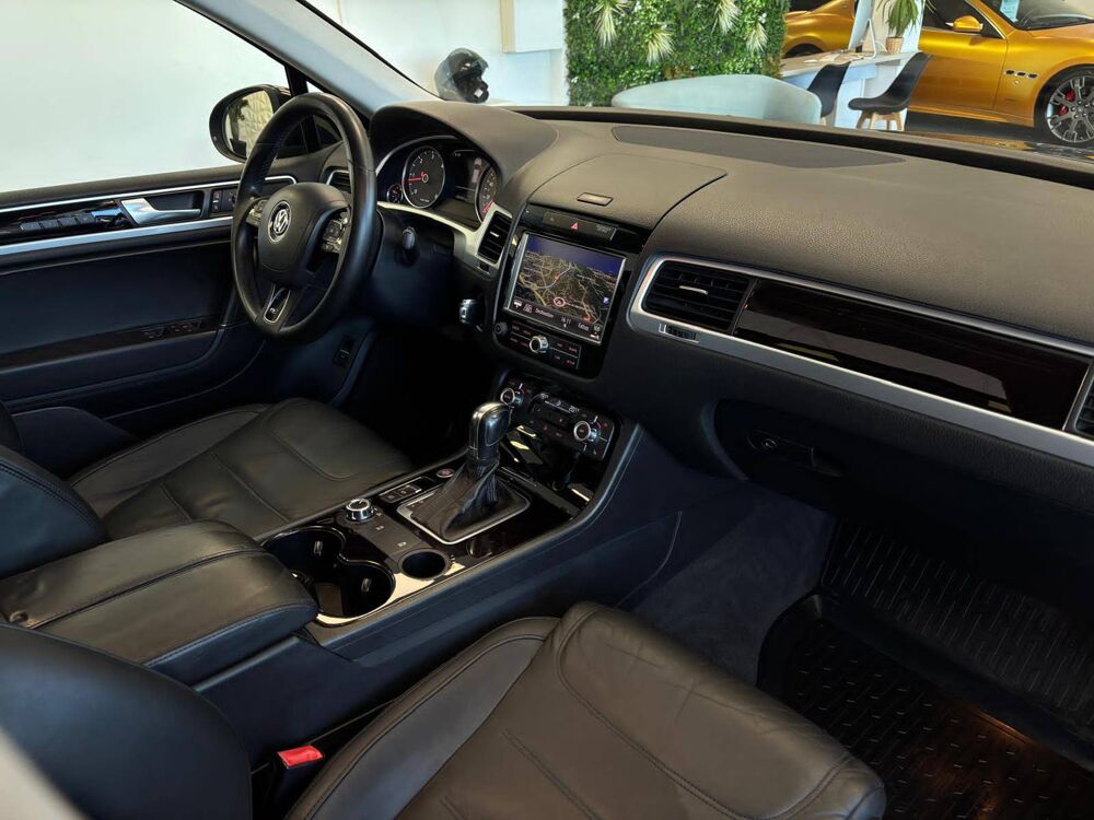 Touareg II 3.0 V6 TDI 245ch BlueMotion FAP R Line Edition 4Motion Ti 2013 occasion 06250 Mougins