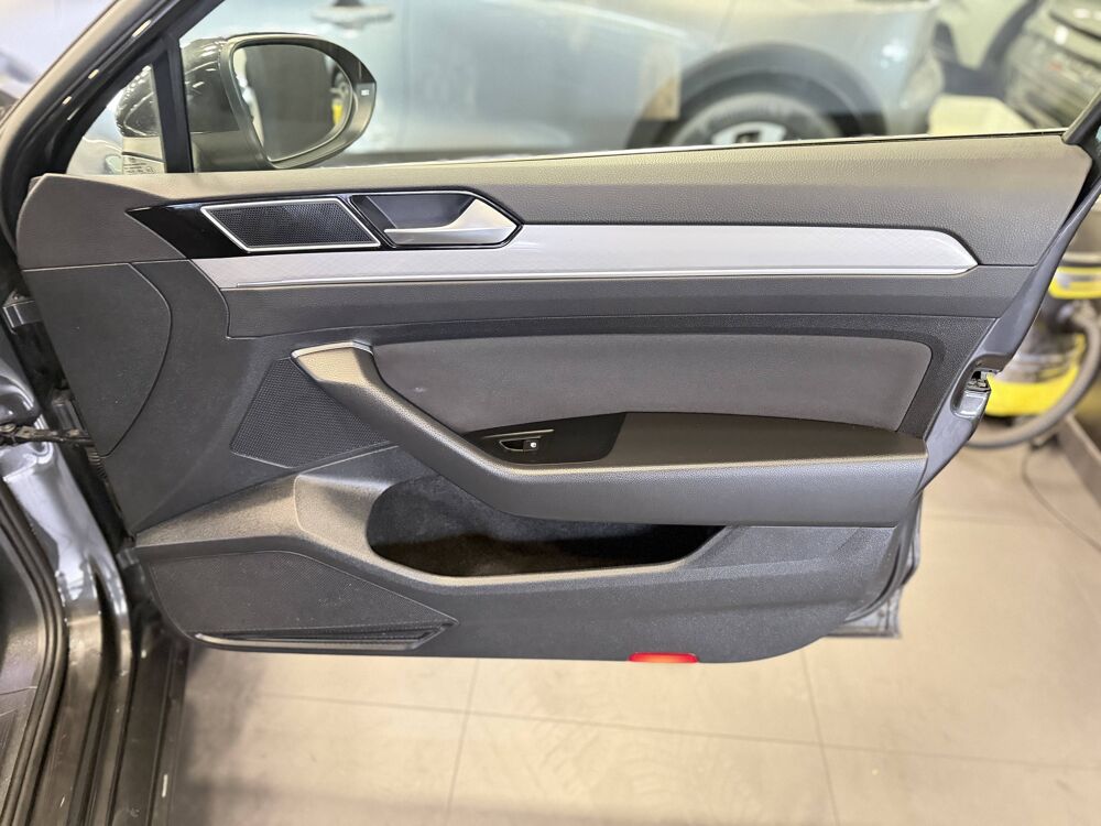 Passat PASSAT SW 2.0 TDI 150 DSG BUSINESS 2023 occasion 77240 Vert-Saint-Denis