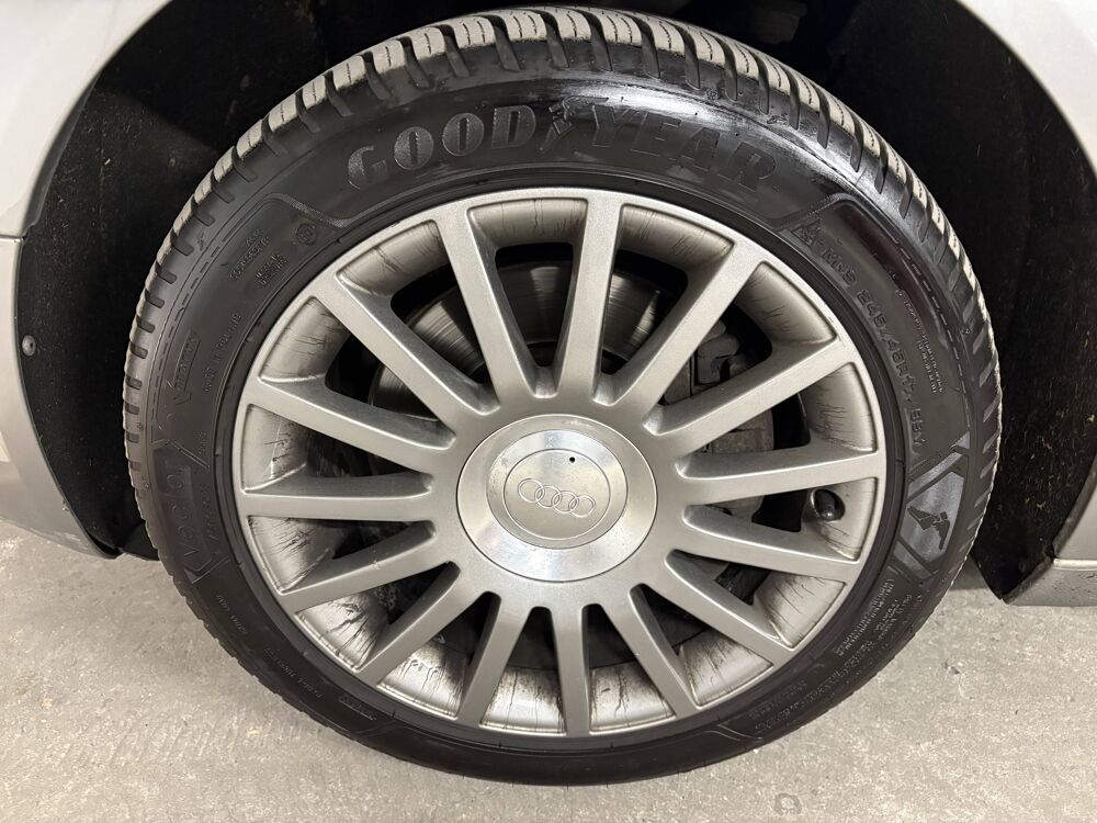A6 III (C6) 3.2 V6 FSI 255ch Ambition Luxe quattro Tiptronic 2005 occasion 75010 Paris