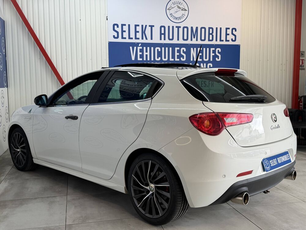 Giulietta III QUADRIFOGLIO VERDE PHASE 2 1.75 TBI 240 CH BOITE AUTO 2015 occasion 38130 &Eacute;chirolles