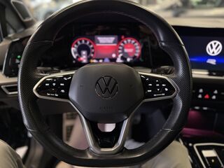 Golf GOLF R-LINE 1.5 ETSI 150CV DSG ATTELAGE HARMANKARDON 2024 occasion 77240 Vert-Saint-Denis