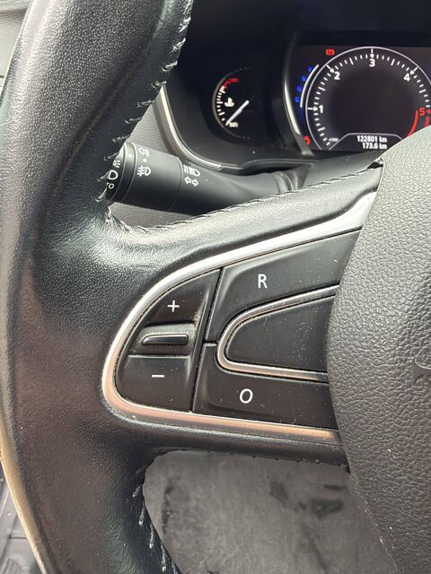 M&eacute;gane IV Estate Blue dCi 115 EDC Business 2019 occasion 49124 Saint-Barth&eacute;lemy-d'Anjou