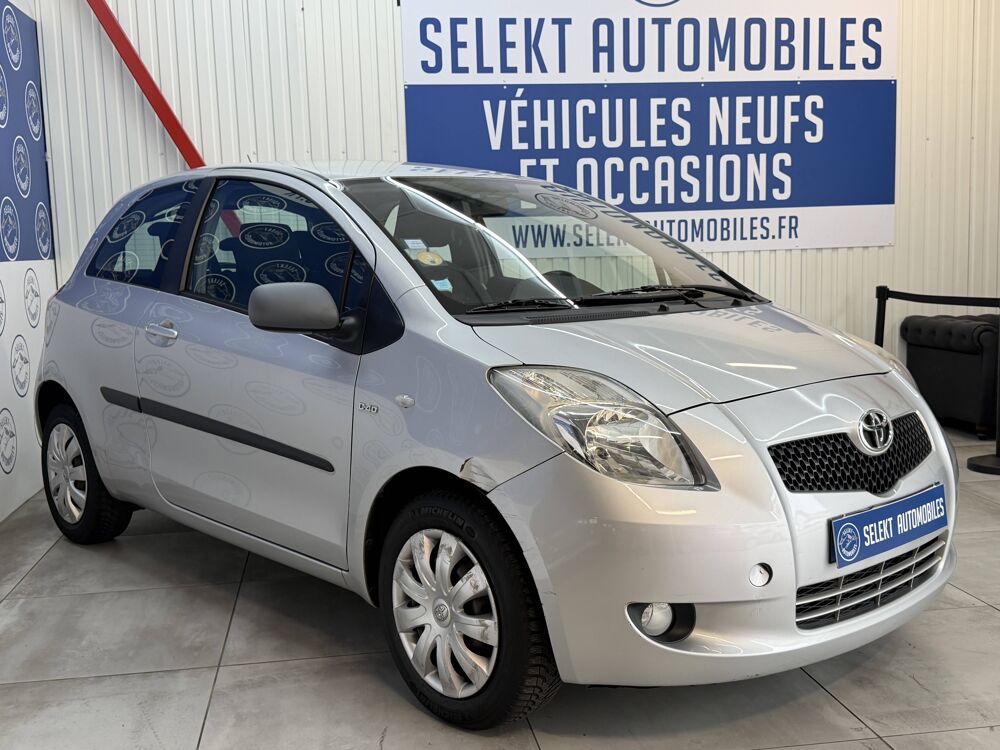 Yaris II 90 D-4D Luna Pack 3p 2008 occasion 38130 &Eacute;chirolles