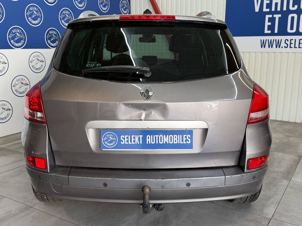 Clio III PHASE 2 ESTATE XV DE FRANCE 1.2 TCE 16V 103 CH 2012 occasion 38130 &Eacute;chirolles