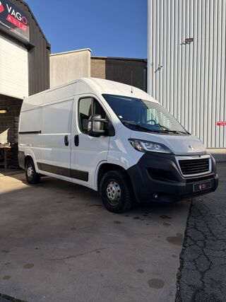 Boxer 2.0 BlueHDi 330 L2H2 Premium Pack 2018 occasion 49124 Saint-Barth&eacute;lemy-d'Anjou