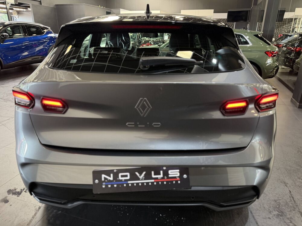 Clio VI CLIO VI 115 1.2 TCE EVOLUTION 2026 occasion 77240 Vert-Saint-Denis