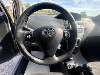Yaris II 1.4 D-4D 90 Confort Pack 2011 occasion 84100 Orange