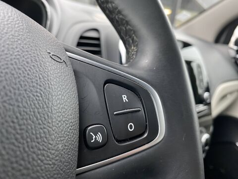 Captur I (J87) 1.2 TCe 120ch energy Initiale Paris EDC 2017 occasion 78200 Buchelay
