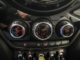 Cooper COUNTRYMAN COOPER SE 136+88 CH BUSINESS DESIGN ALL4 BVA 2020 occasion 92500 Rueil-Malmaison