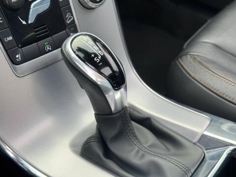 XC60 D4 190ch Summum Geartronic 2017 occasion 69800 Saint-Priest