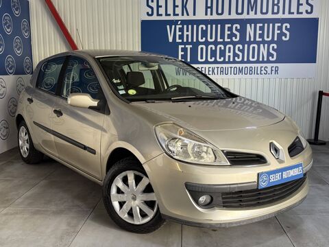Renault clio III 1.4 i 16V 98 CH