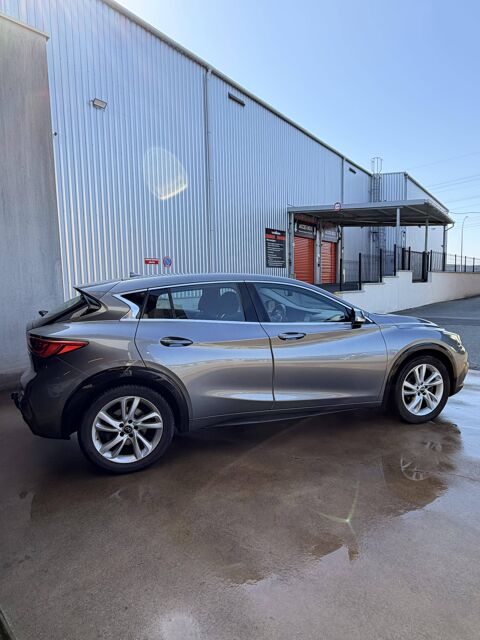 Q30 1.5d 109ch Premium 2017 occasion 49124 Saint-Barth&eacute;lemy-d'Anjou