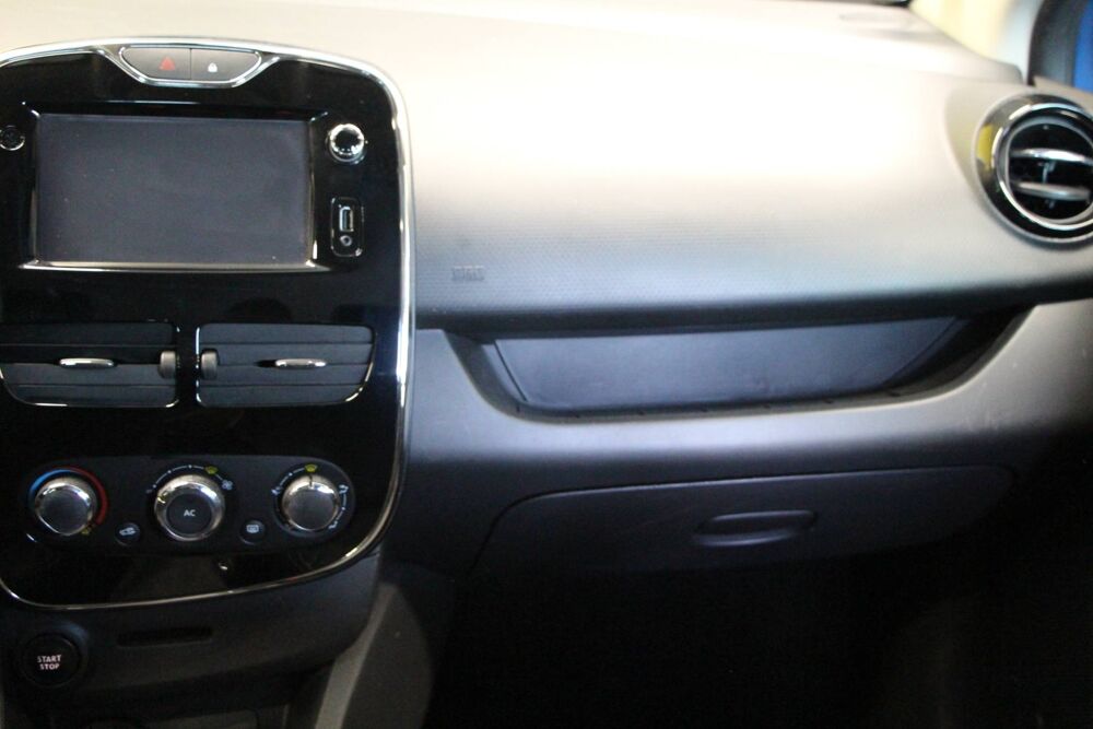 Clio CLIO IV 0.9 TCe 90 CH LIMITED 2015 occasion 68190 Ensisheim
