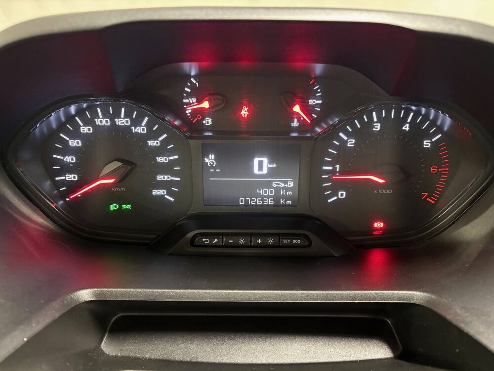 Partner PEUGEOT PARTNER FOURGON 1.5 BLUEHDI 75 PREMIUM 2019 occasion 75010 Paris