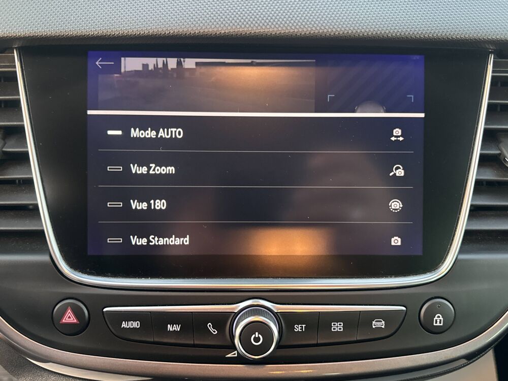 Crossland X 1.6 CDTI 120 BV6 S&S INNOVATION/ 1&egrave;re Main 2018 occasion 84100 Orange